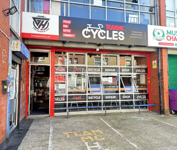 PHOTO-2022-07-20-12-13-15-3-2-2-1 (1) cycle cafe whitechapel london